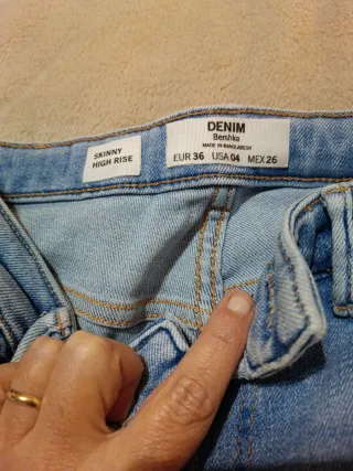 Jersey y vaqueros mujer