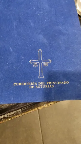 Cubertería Asturias acero inoxidable