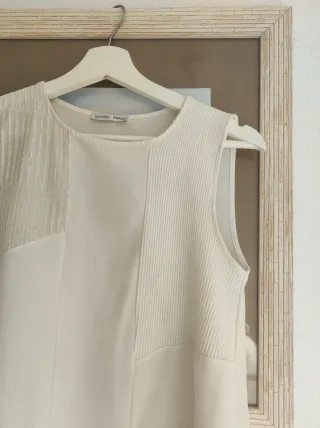 Blusa sin mangas Zara