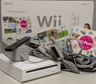 Nintendo Wii Family Edition Blanca + Juegos