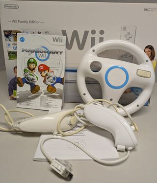 Nintendo Wii Family Edition Blanca + Juegos