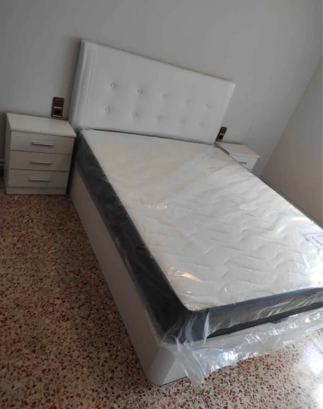 Canapé com colchão para separação de viscoelástica ou líquidos