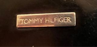 Cartera Tommy Hilfiger Negra
