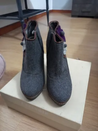 Stivaletti CAPA NOIR lana grigio fiori viola