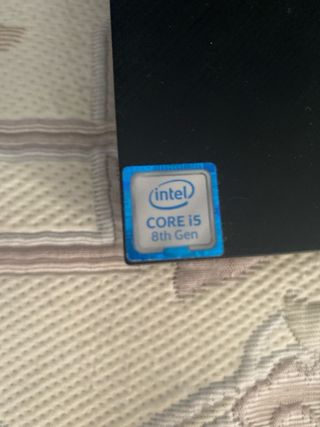 Mini PC Asus PN61 i5-8265U 250gb y 512 gb ssd