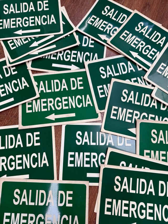 Pack 6 Carteles Señalización Salida Emergencia