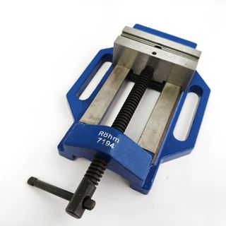 Tornillo de banco Röhm 7194 BSH-2 nuevo