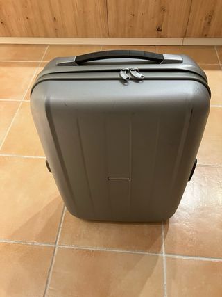 Pareja Maletas Samsonite Negra y gris
