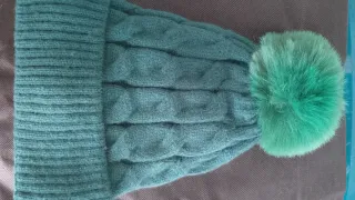 Gorro invierno verde botella