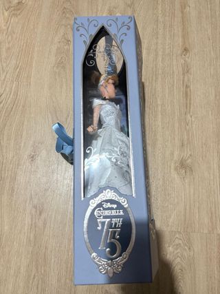 Disney Cinderella  Edición Limitada 75 aniversario