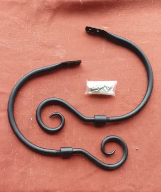 Alzapaños de metal negros