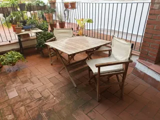 Mesa y 2 sillas de exterior