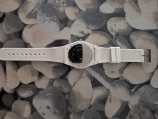 Reloj Guess Retro Pop Blanco