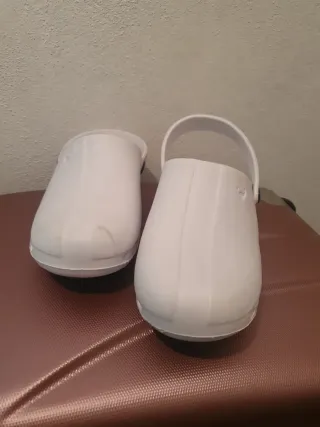 Zuecos Suecos Cocina Sanitario Talla 42