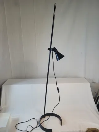 Lampada da Terra Design Ikea Nera