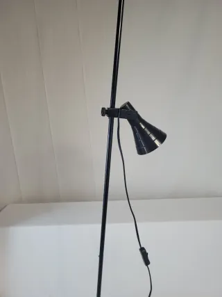 Lampada da Terra Design Ikea Nera