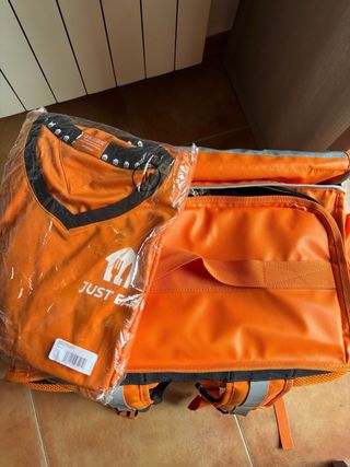 mochila para repartir comida reparto