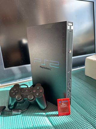PlayStation 2 Nera con Controller e Memory Card