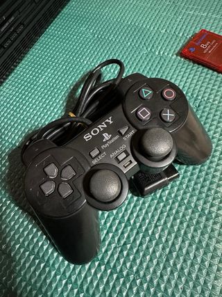 PlayStation 2 Nera con Controller e Memory Card