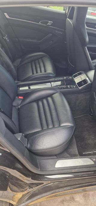 Porsche Panamera 2012