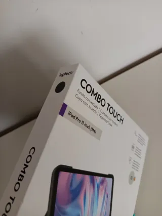 Teclado Logitech iPad Pro 11 (M4)