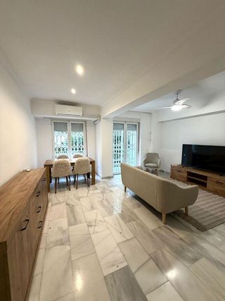 Piso en alquiler en Ciudad Jardín - Zoco en Córdoba