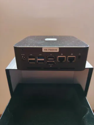 Mini PC Morefine M600 AMD Ryzen 9 7940 hs