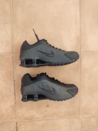 Zapatillas Nike Shox R4 NUEVA t.38,5