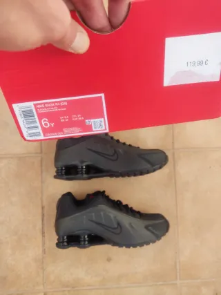 Zapatillas Nike Shox R4 NUEVA t.38,5