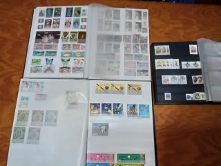 Colección de sellos variados