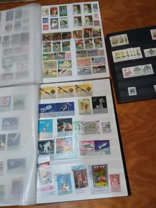 Colección de sellos variados