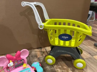 Cocinita Minnie Mouse + maquina + carrito