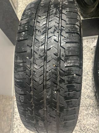 Dos Neumáticos 215/65R16C