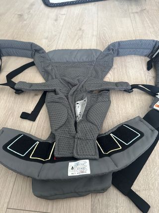 Mochila Ergobaby Omni 360 Gris