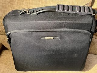 Portatrajes Samsonite Negro