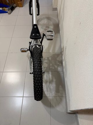 Bicicleta Monty Kamel 218