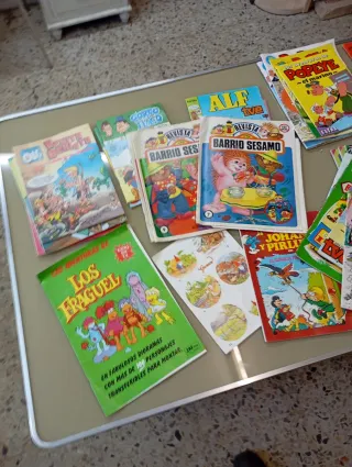 LOTE +150 TEBEOS REVISTAS AÑOS 80