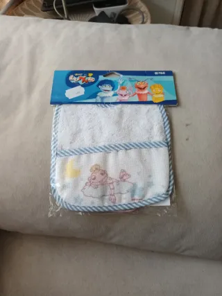 Babero infantil Los Lunnis