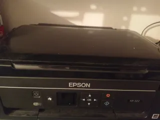 Impresora y Escáner Epson XP-322 Negra