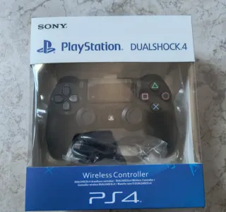 PlayStation 4 Mando