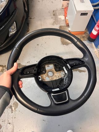 Volante Audi Negro