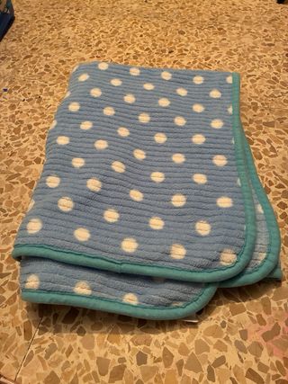 Osito peluche con manta bebé azul