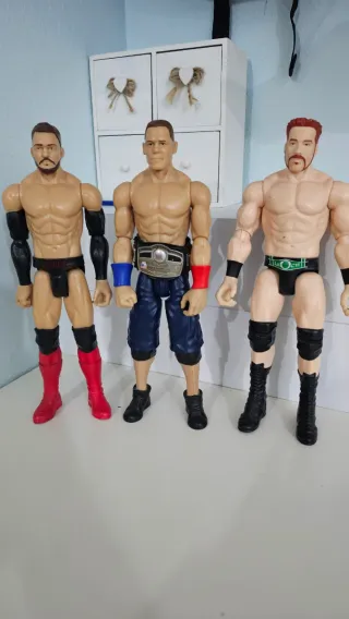 Figuras WWE John Cena, Finn Bálor, Sheamus