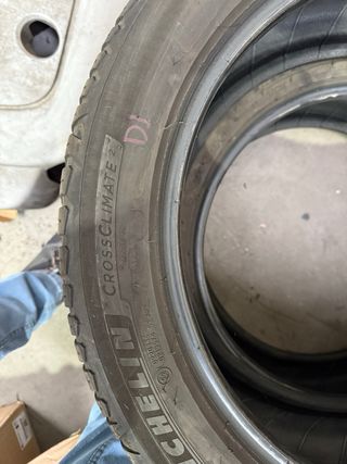 4 Michelin Crossclimate 2 Neumáticos Casi Nuevos