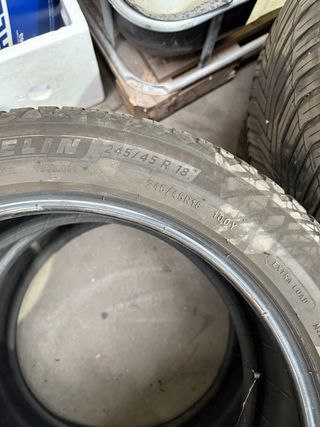 4 Michelin Crossclimate 2 Neumáticos Casi Nuevos