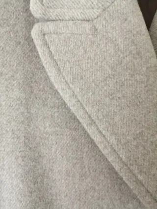 Abrigo Mango oversize marrón Talla S. Temporada 25