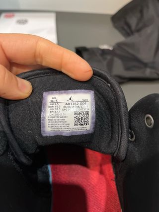 Zapatillas Jordan Jumpman Negras y Rojas