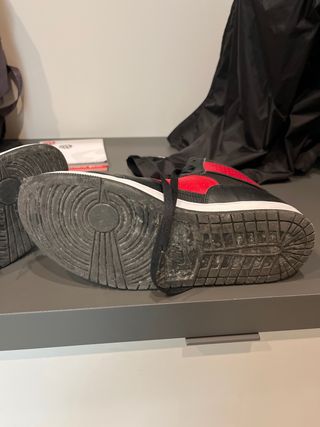 Zapatillas Jordan Jumpman Negras y Rojas