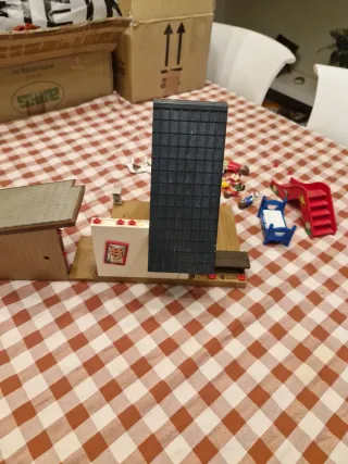 Casa Playmobil con figuras y accesorios