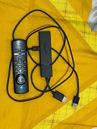 Amazon Fire TV Stick con Mando